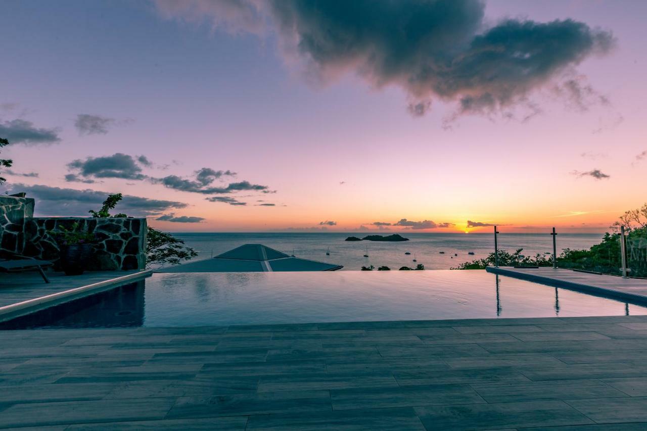Sunset Palm - Villa Creole Avec Piscine Face Au Coucher De Soleil Et A La Reserve Cousteau Bouillante Dış mekan fotoğraf